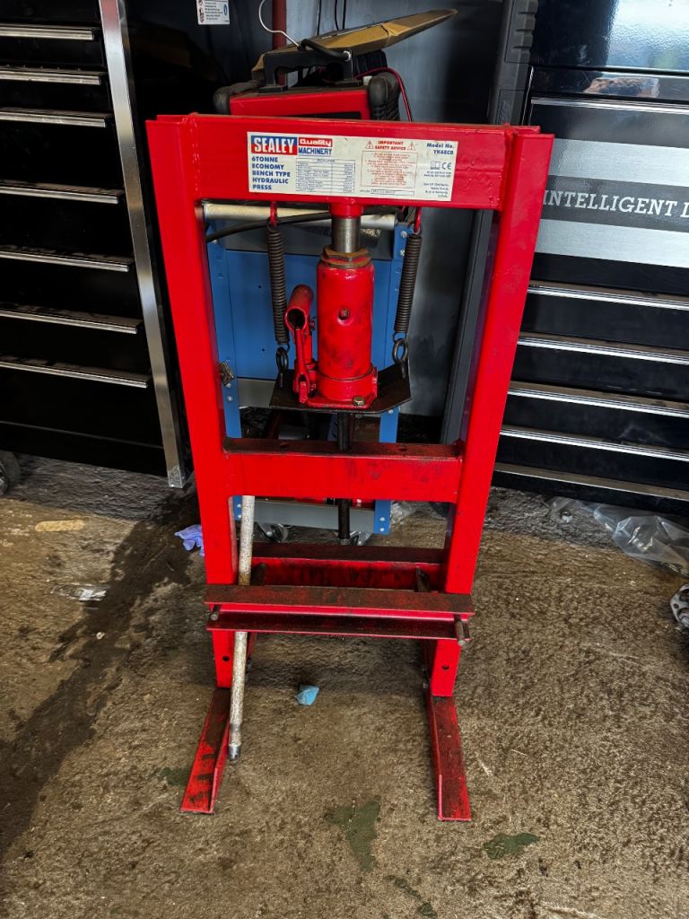 Sealey YK6ECB Hydraulic Shop Press – Good Condition