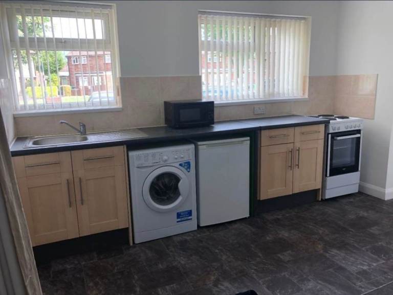 Studio Flat Slough