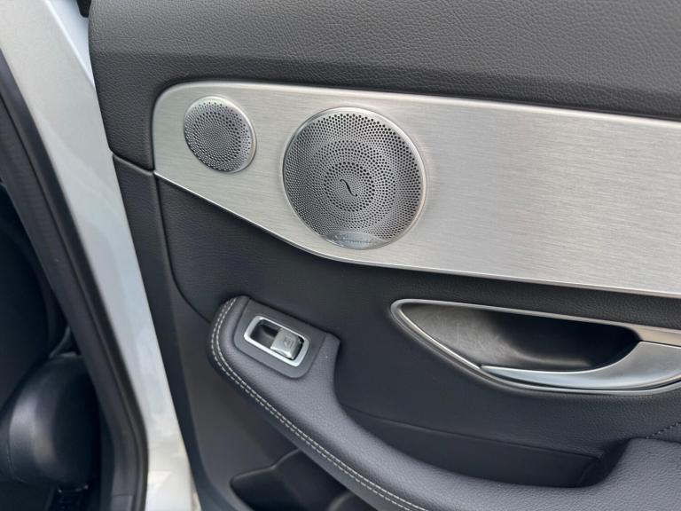 2016 Mercedes-Benz C Class 2.1 C220d AMG Line (Premium Plus) 7G-Tronic+ Euro 6 (s/s) 4dr SALOON D...