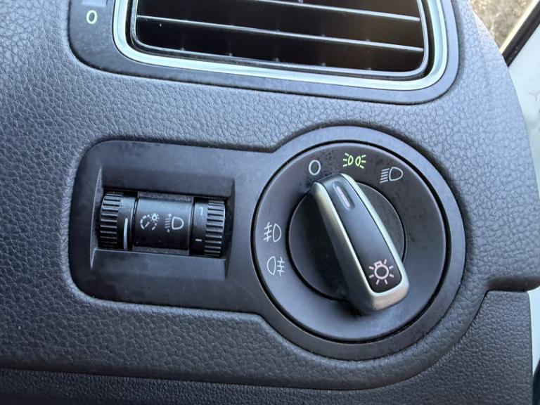 VOLKSWAGEN POLO 1.2 Match 2013