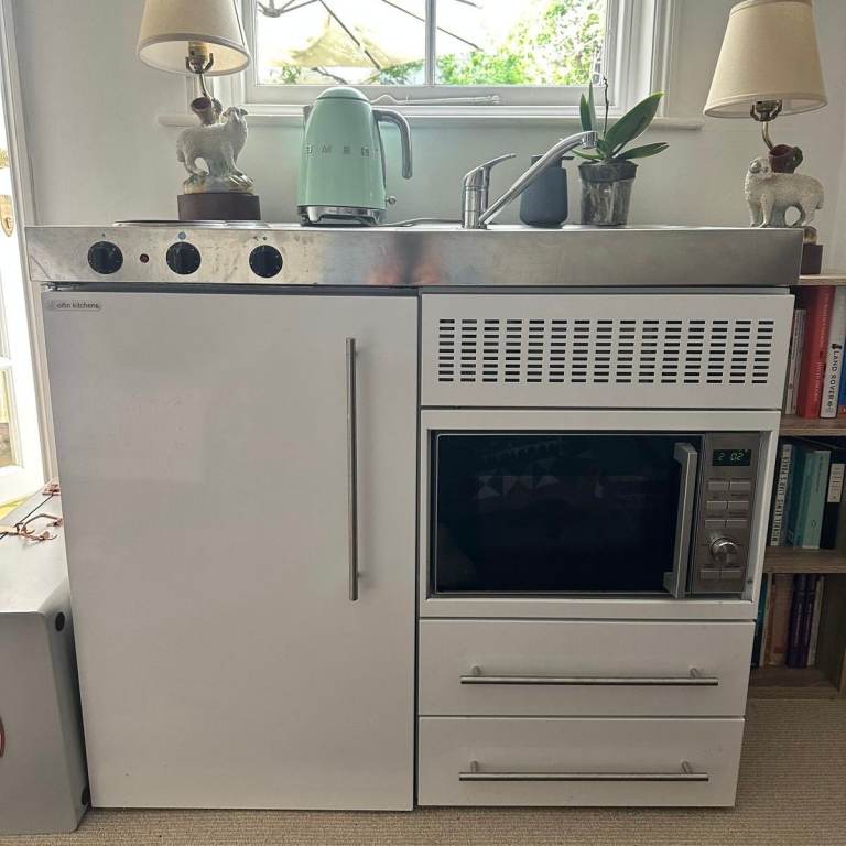 Elfin mini kitchen kitchenette