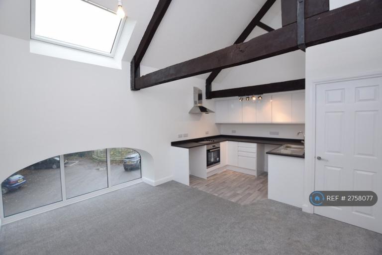 2 bedroom flat in St. Hughs, Radstock, BA3 (2 bed) (#2758077)