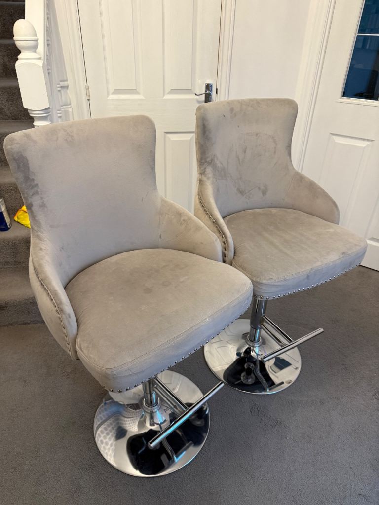 Gorgeous Velvet Bar Stools x 2