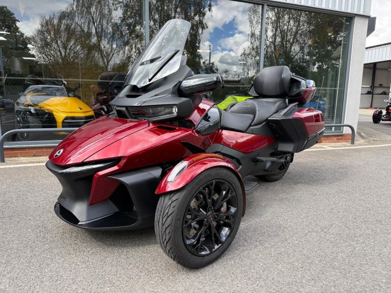 2021 CAN-AM SPYDER RT LIMITED 1330cc 6 speed semi automatic trike Red Metallic