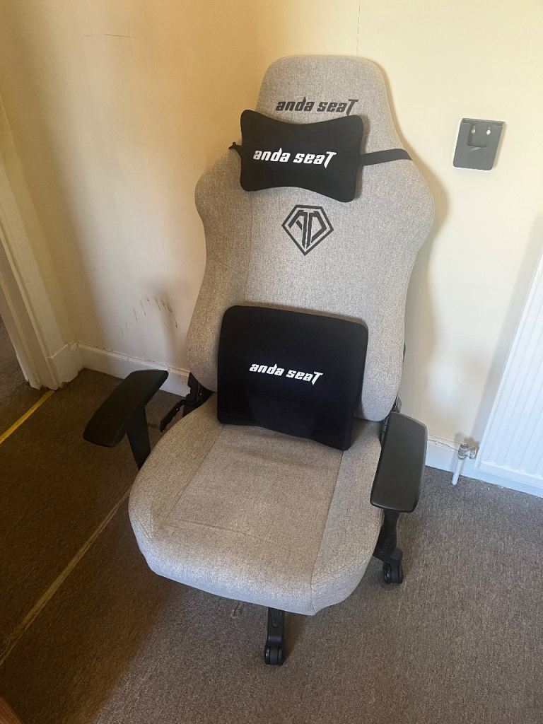 Anda Seat Phantom 3 Gaming Chair