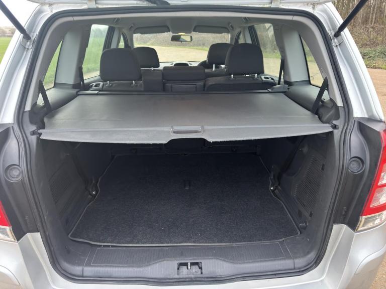 2013 Vauxhall Zafira 1.6 16V Exclusiv MPV 5dr Petrol Manual Euro 5 (115 ps) MPV Petrol Manual