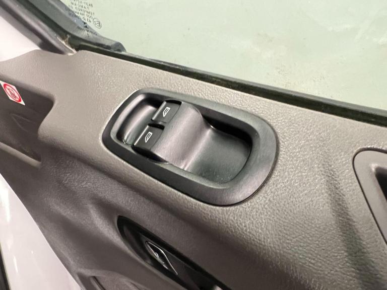 2022 Ford Transit 2.0 EcoBlue 130ps H2 Leader Double Cab Van PANEL VAN DIESEL Manual