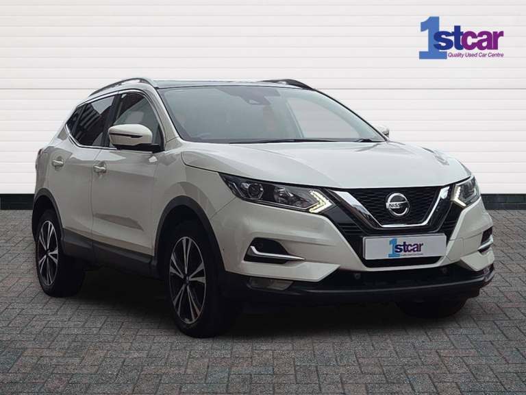 2020 Nissan Qashqai 1.3 DiG-T N-Connecta 5dr HATCHBACK PETROL Manual