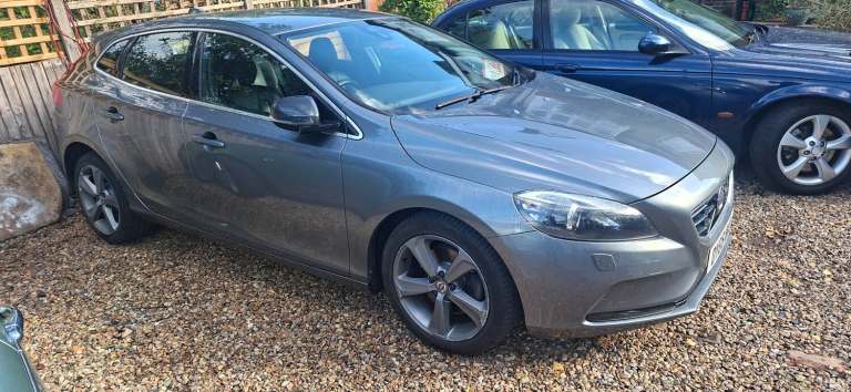 2016 Volvo V40 1.6 T4 SE Lux Nav Hatchback 5dr Petrol Powershift Euro 5 (s/s)
