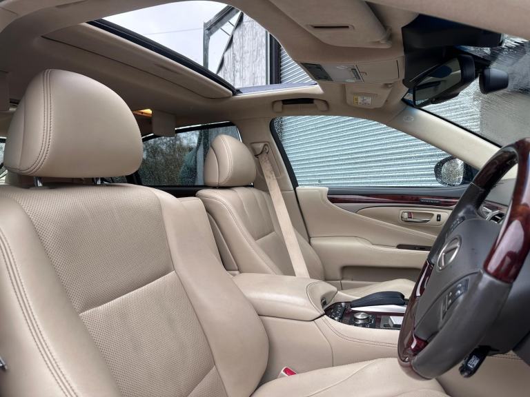 2016 65 REG LEXUS LS600H LWB PREMIER 5.0 V8 AWD PETROL/HYBRID DAMAGED SALVAGE