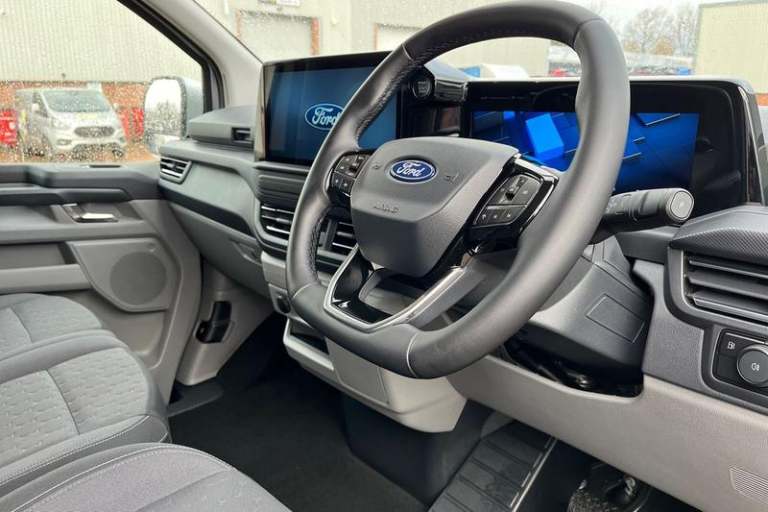2025 Ford Transit Custom 2.5 PHEV 232ps H1 Double Cab Van Limited Auto PANEL VAN PETROL/ELECTRIC ...