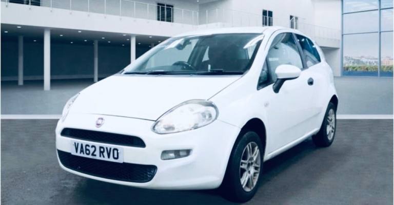 2013 Fiat Punto 1.2 Pop Hatchback 3dr Petrol Manual Euro 5 (69 bhp) Hatchback Petrol Manual