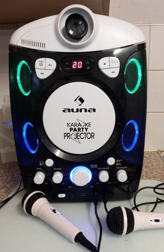 Auna Karaoke Party Projector 