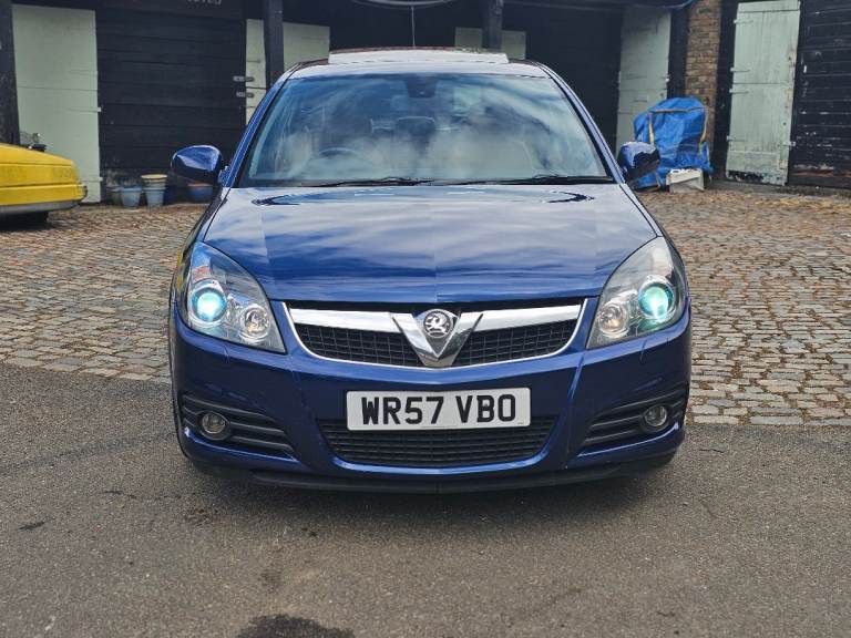 Vauxhall Vectra 2.2 direct Elite Ulez