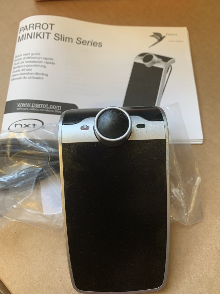 Bluetooth hands free-kit (Parrot)