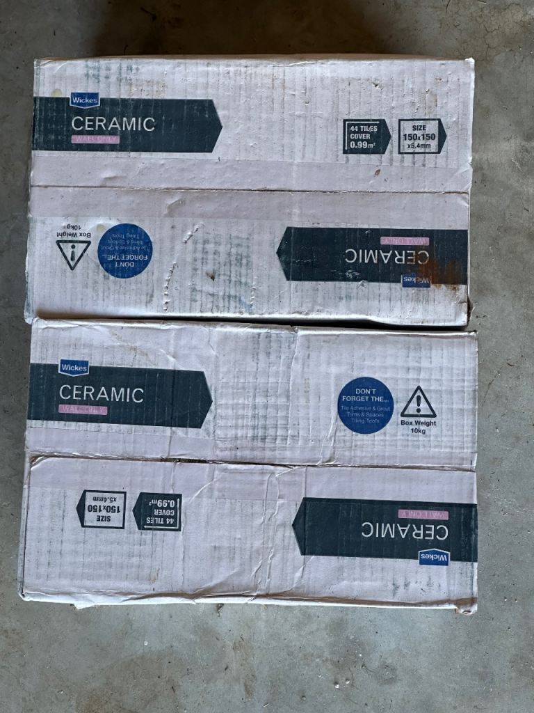 Brand new wickes white tiles 
