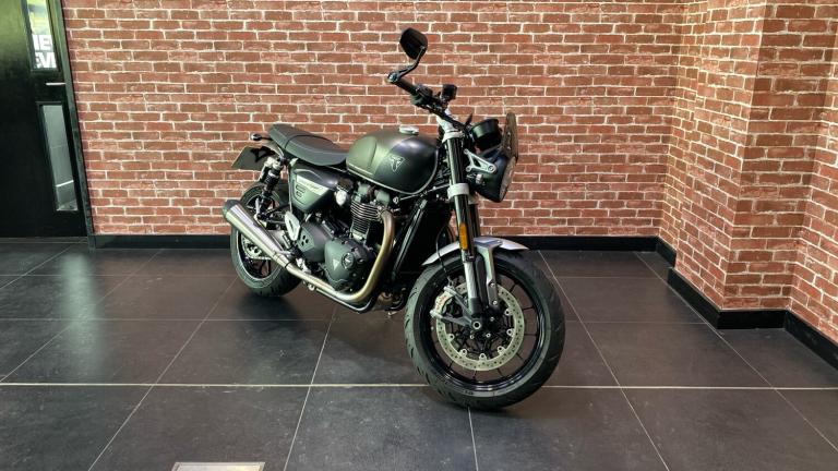 2024 Triumph Speed Twin1200 (21MY) TRADITIONAL Petrol Manual