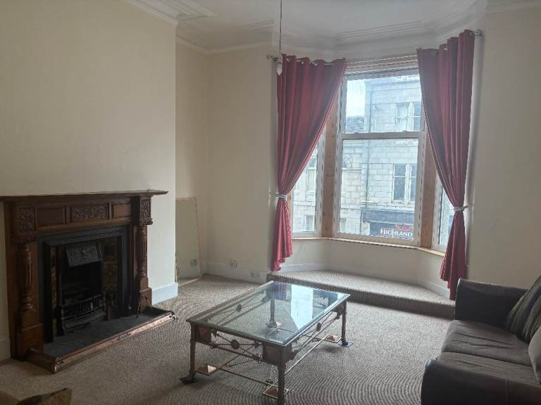 Large Double Bedroom Flat to Rent Aberdeen City Centre, Holburn Street