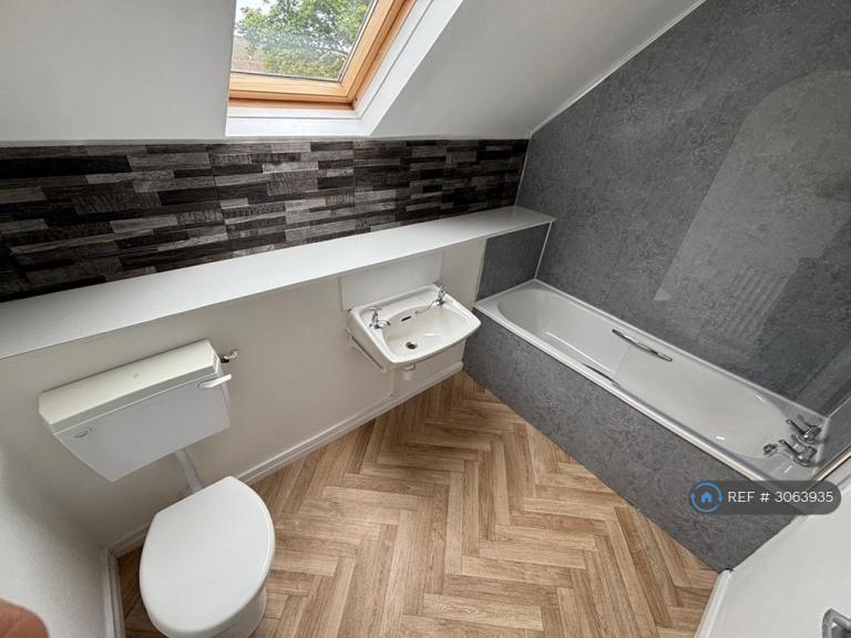 1 bedroom flat in Backworth, Newcastle Upon Tyne, NE27 (1 bed) (#3063935)