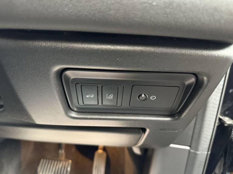 2019 Land Rover Discovery Sport 2.0 TD4 180 Landmark 5dr Auto ESTATE DIESEL Automatic