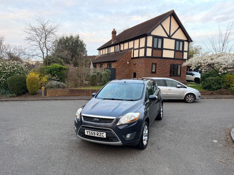 Ford Kuga Zetec 2010 Plate - 1 Year Mot 