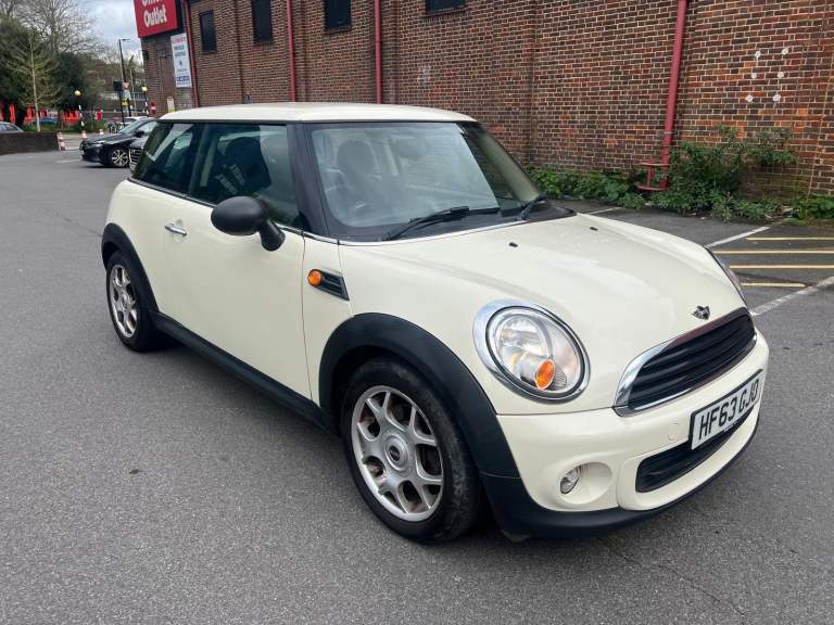  Mini One Petrol Manual 2013 - Long MOT - Excellent Condition