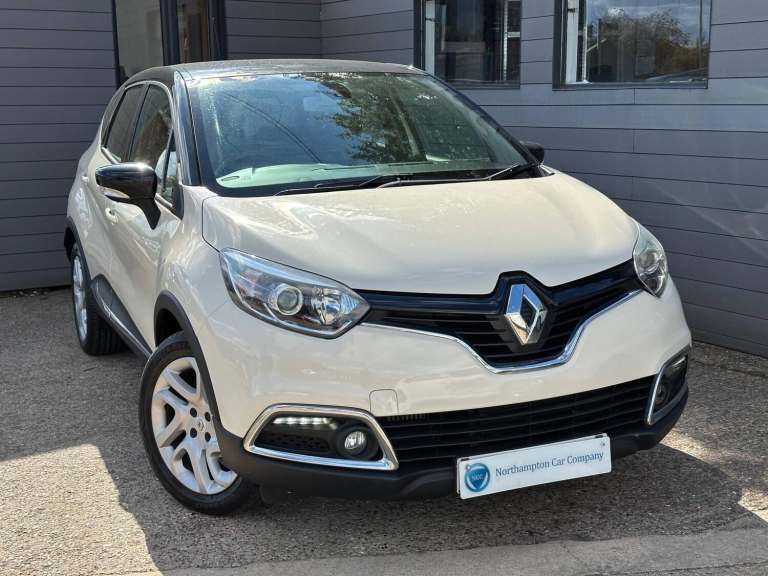 2015 Renault Captur 0.9 TCe ENERGY Dynamique Nav Euro 6 (s/s) 5dr HATCHBACK Petrol Manual