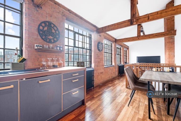 3 bedroom house in Tenby Street, Birmingham, B1 (3 bed) (#3062698)