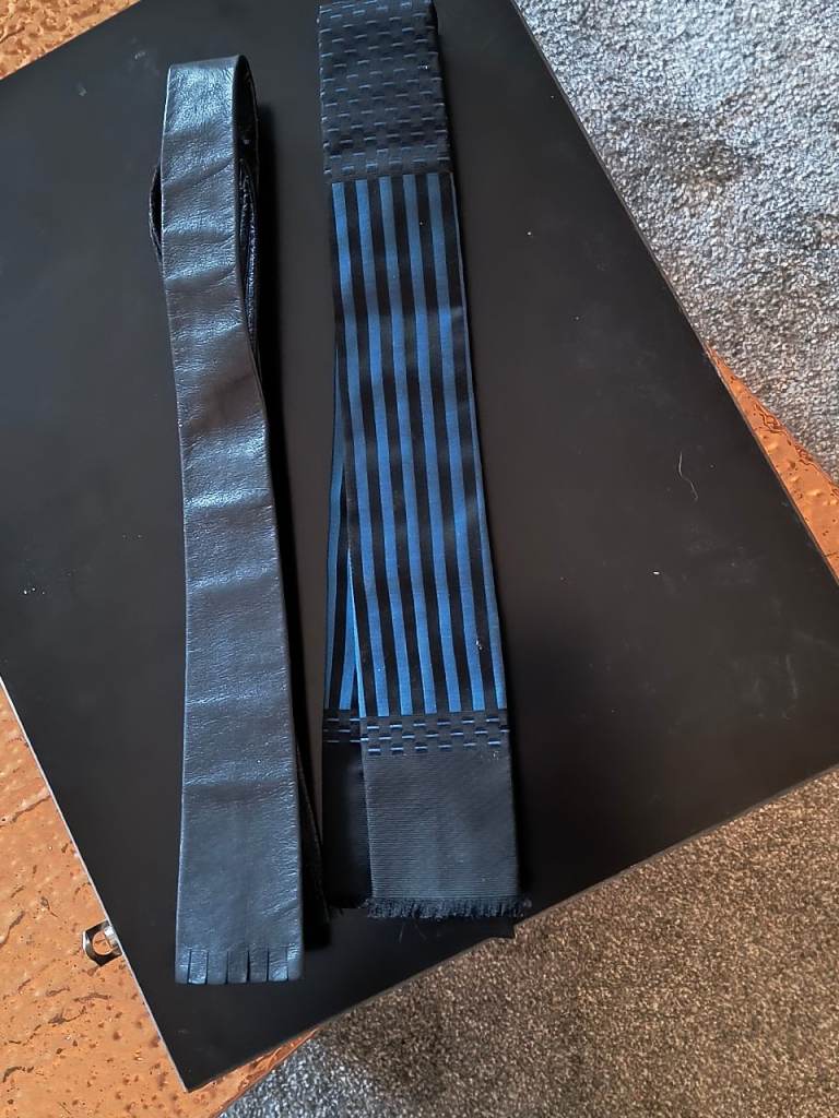 Vintage mens narrow ties 