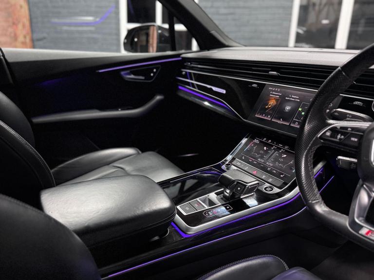 AUDI Q7 3.0 TFSI V6 55 Black Edition 2021