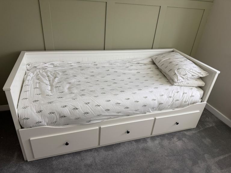 IKEA Day bed 