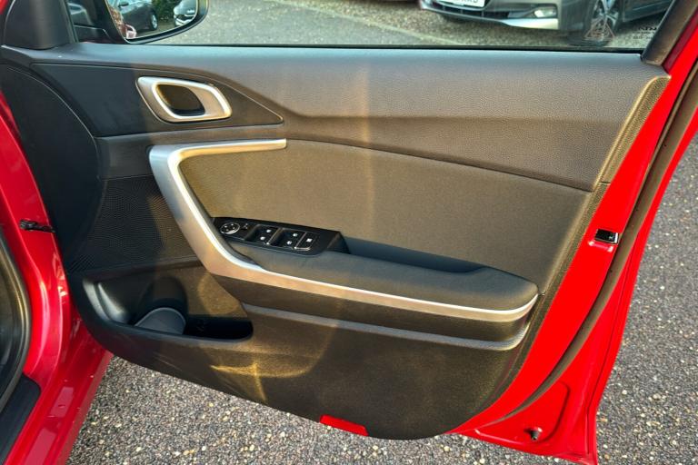  Kia Ceed Sportswagon 1.5 T Gdi 2 Sportswagon 5dr Petrol Manual Euro 6 s/s 138