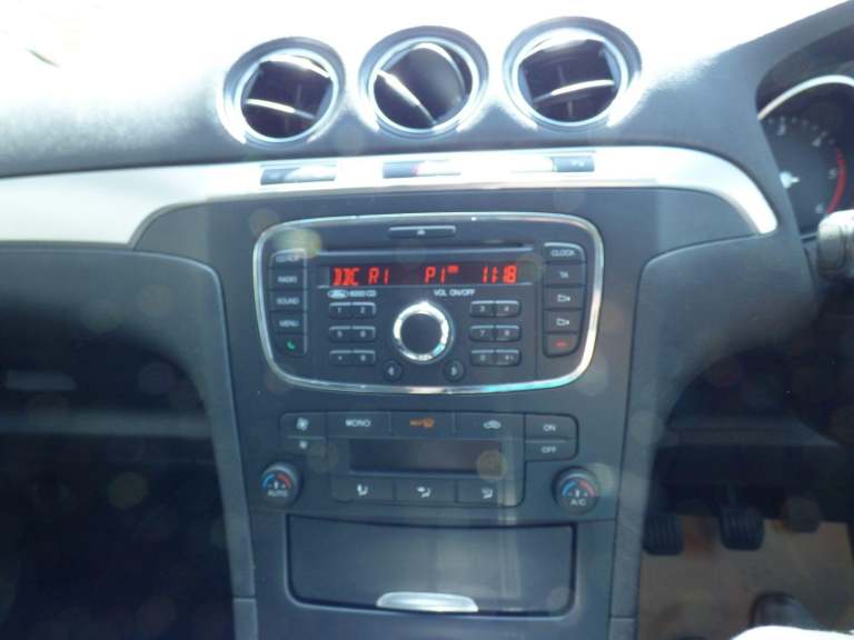 FORD GALAXY 1.6 TDCi Zetec ** 7 SEATER** **15 MONTHS WARRANTY** **12 MONTHS