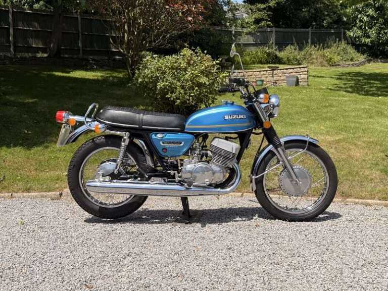 1975 Suzuki T500 PETROL Manual