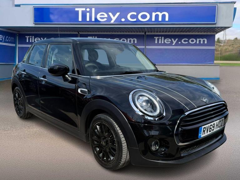 MINI Hatch 1.5 Cooper Classic Euro 6 (s/s) 5dr Petrol Manual