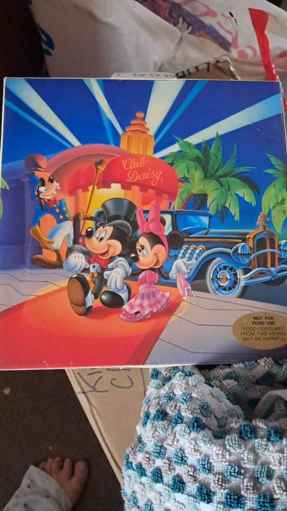 Collectable plate disney