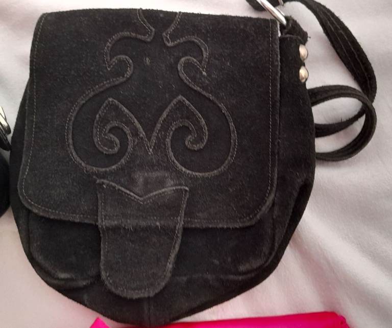 Bag and Purse Bundle. £2/£1 each or bundle £12