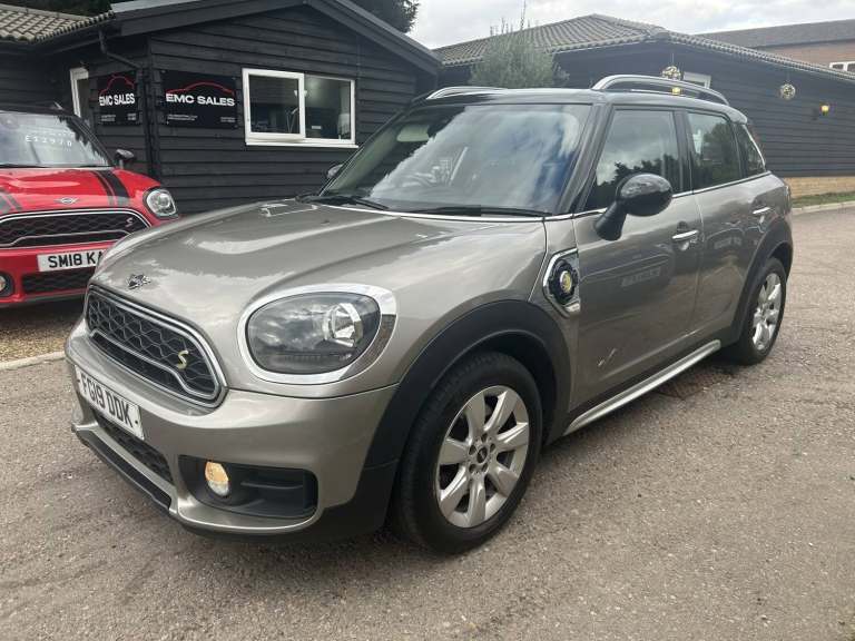 2019 MINI Countryman 1.5 F60 MINI Countryman Cooper S E Classic SUV Petrol/Electric Hybrid Automatic