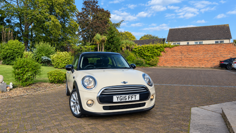Mini, HATCHBACK, Hatchback, 2015, Manual, 1496 (cc), 3 doors