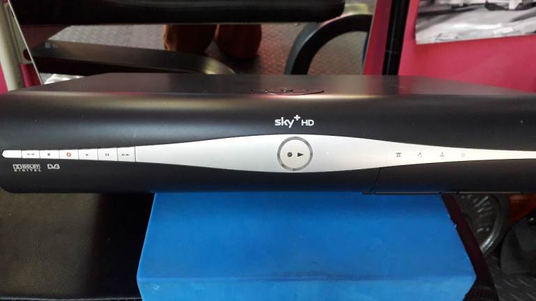 Sky + HD Box With Remote Control
