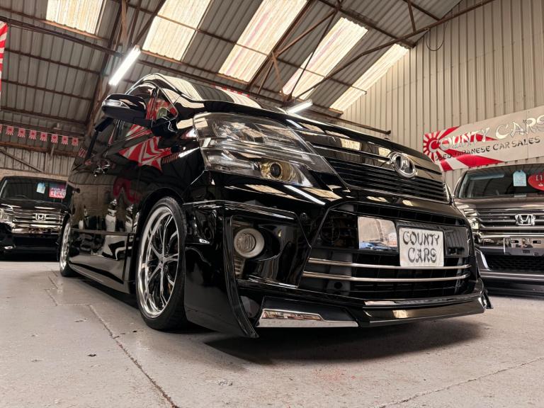 Toyota Vellfire 2.4Z Golden Eyes Edition, 40,000 Miles, 20 Inch Works Alloys,