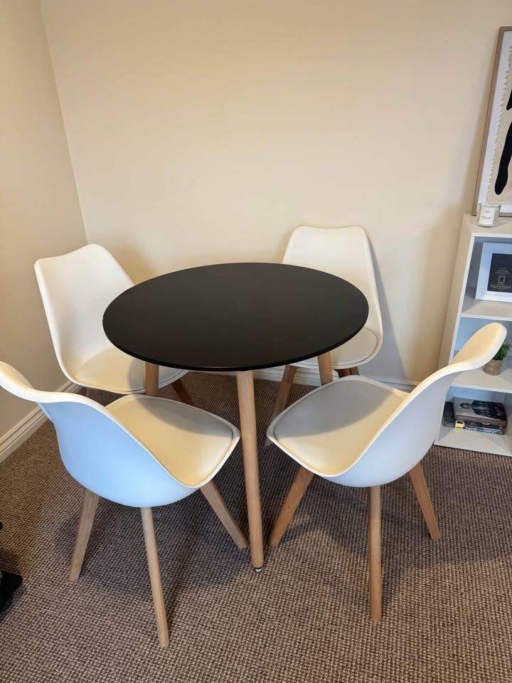 Scandinavian Round Dining Table & 4 Chairs Set – Black & White
