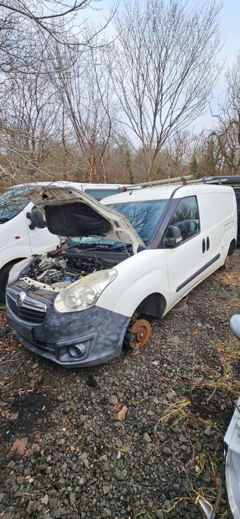 Vauxhall combo 13 plate breaking 
