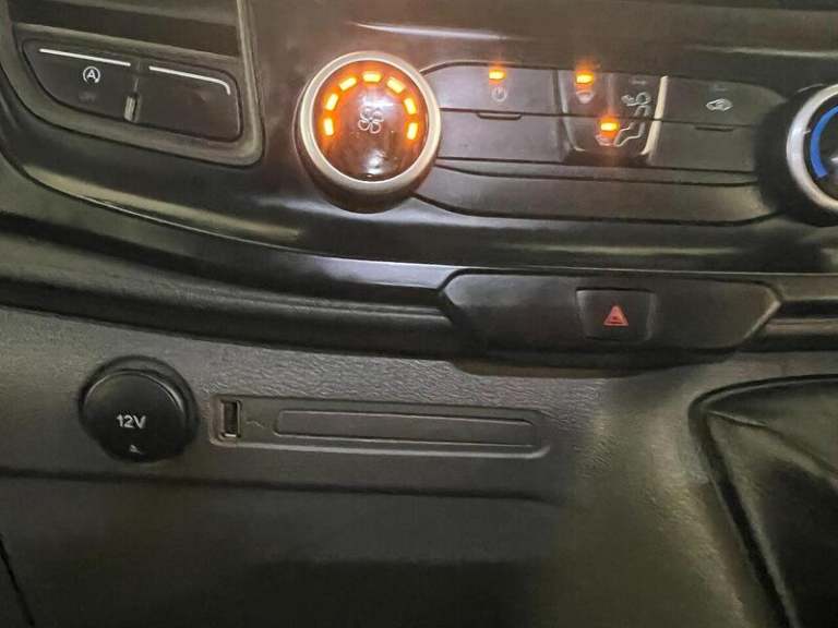 2023 Ford Transit 2.0 EcoBlue 130ps H2 Leader Double Cab Van PANEL VAN DIESEL Manual