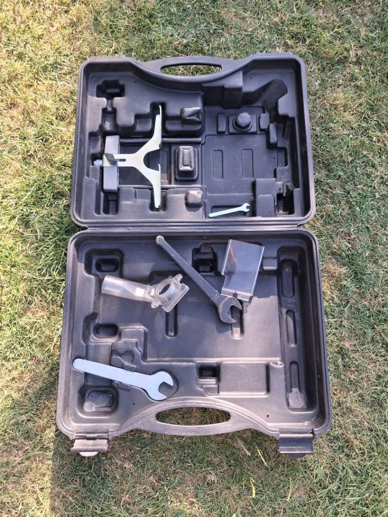 Kitchen Fitter Jig Set and Router