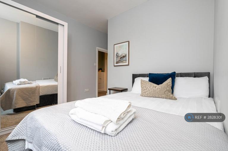 2 bedroom flat in Duckett Road, London, N4 (2 bed) (#2828301)