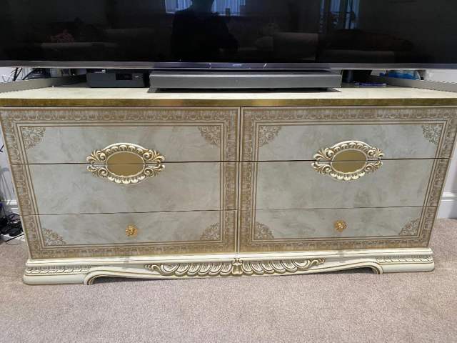 Camel Group 'Leonardo' Italian Double Dresser - Ivory and Gold Gloss | in  Stapleford, Nottinghamshire | Gumtree