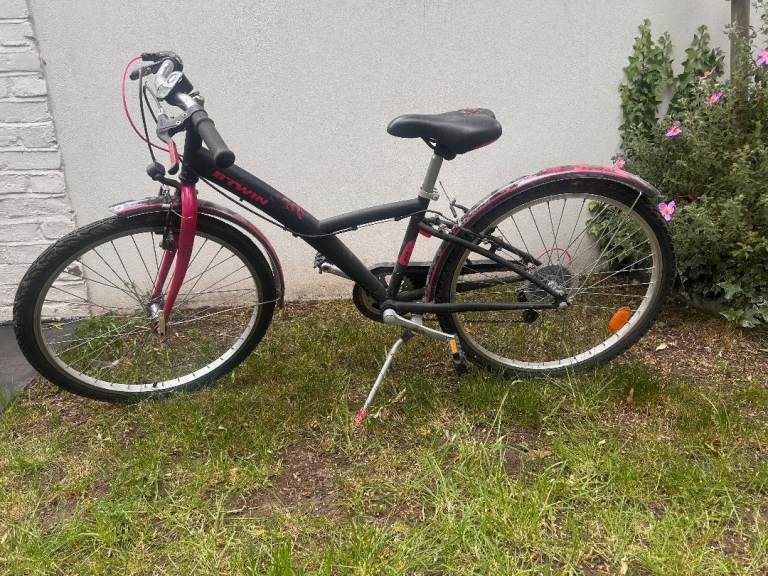 24 inch Decathlon Bike for girl/ 8 to 12 years old