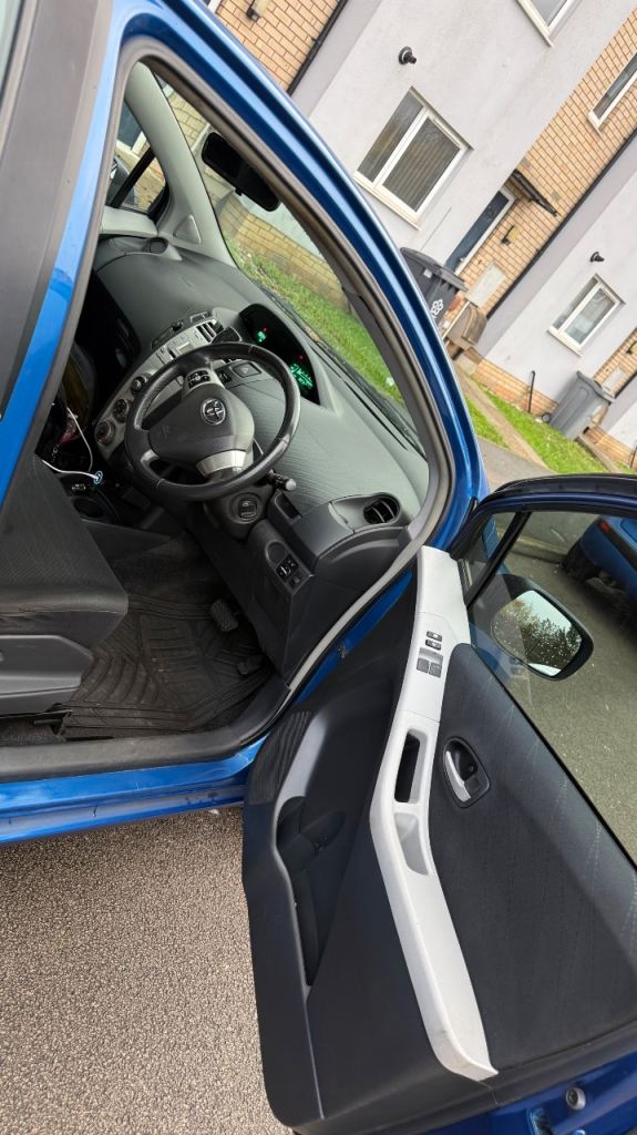 Toyota, YARIS, Hatchback, 2008, Semi-Auto, 1296 (cc), 5 doors