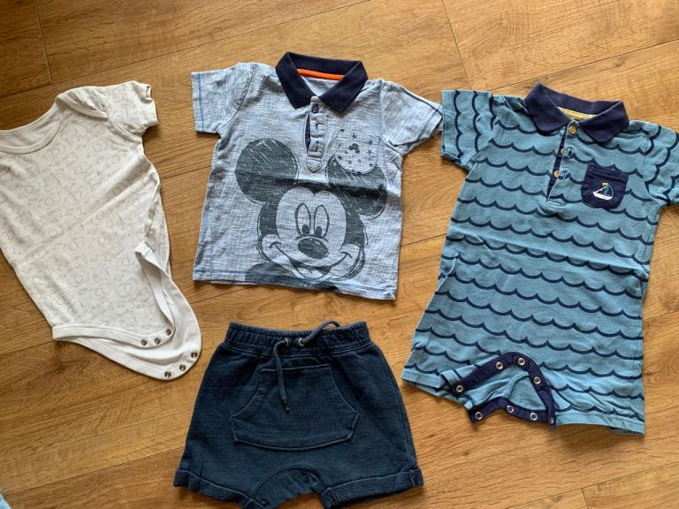 Baby boys clothes incl Mickey Mouse top 12-18 months